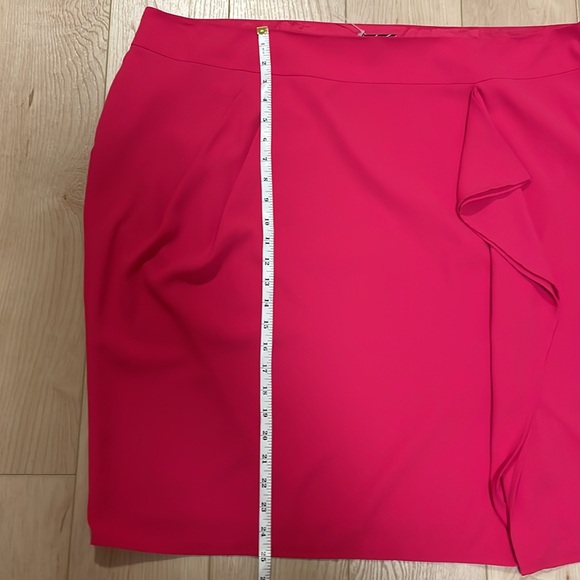 424 Fifth - Lord & Taylor Cascade Ruffle Front Miniskirt, Pink, sz 24W - Picture 11 of 12